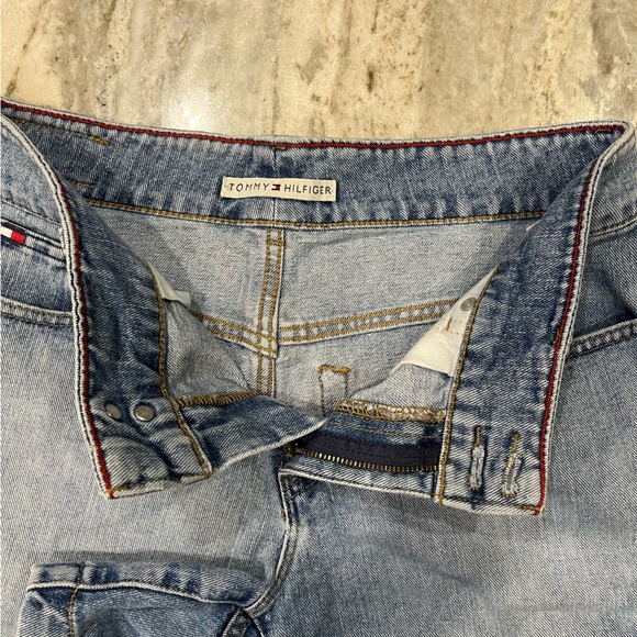 Tommy Hilfiger shorts size 6 - Picture 8 of 10